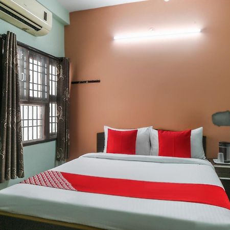 Oyo Modern Guest House チェンナイ エクステリア 写真