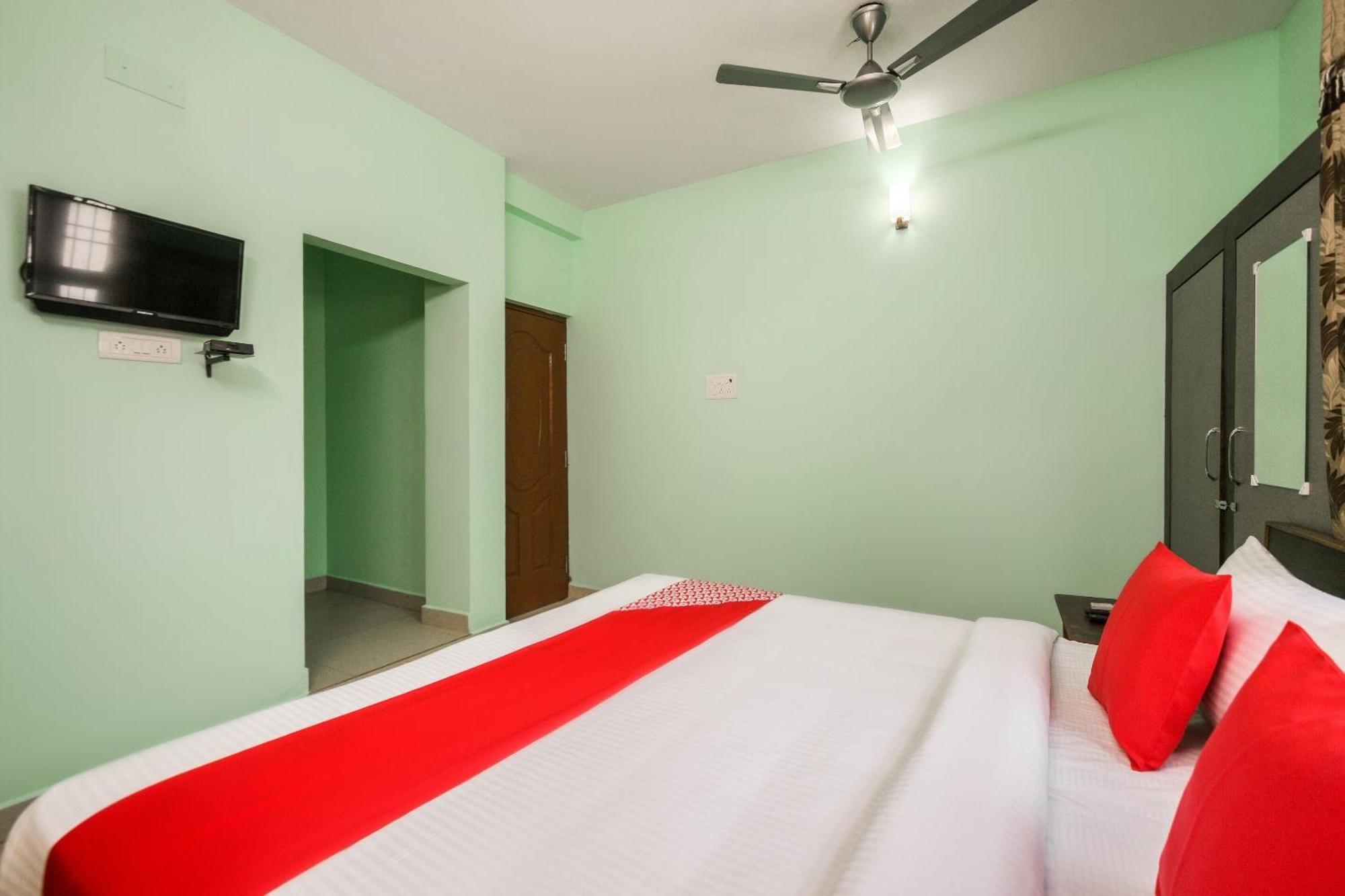 Oyo Modern Guest House チェンナイ エクステリア 写真